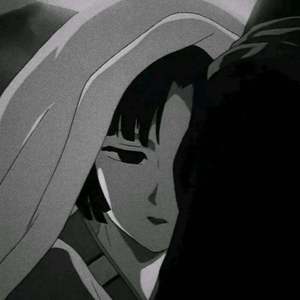 美女露出内裤来让男人摸
